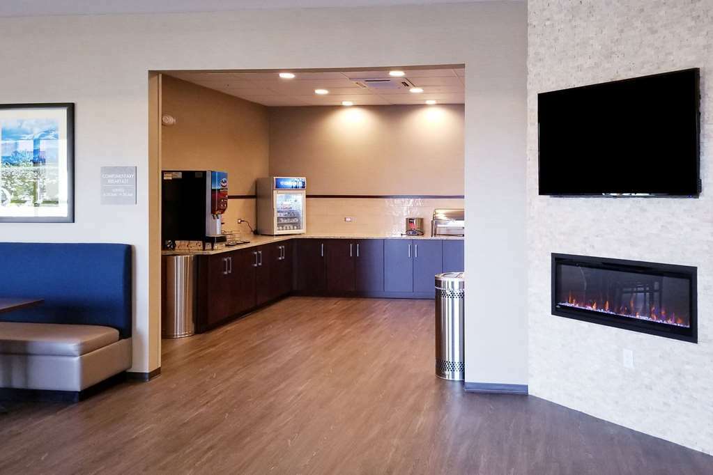 Comfort Suites Burlington Near I-5 Ресторан фото