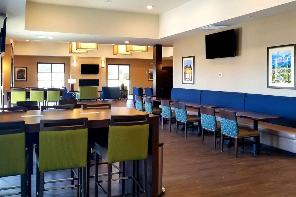 Comfort Suites Burlington Near I-5 Ресторан фото